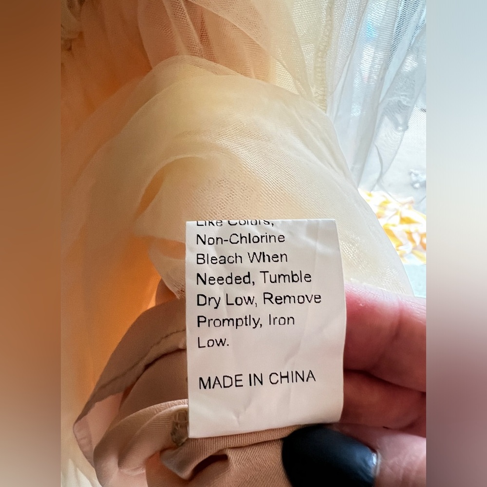 Maternity Tulle Dress - Picture 6 of 6